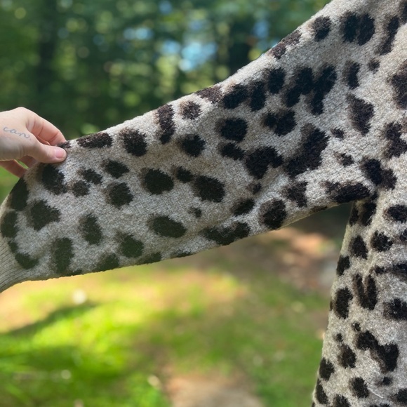 Cardigan - Picture 6 of 7